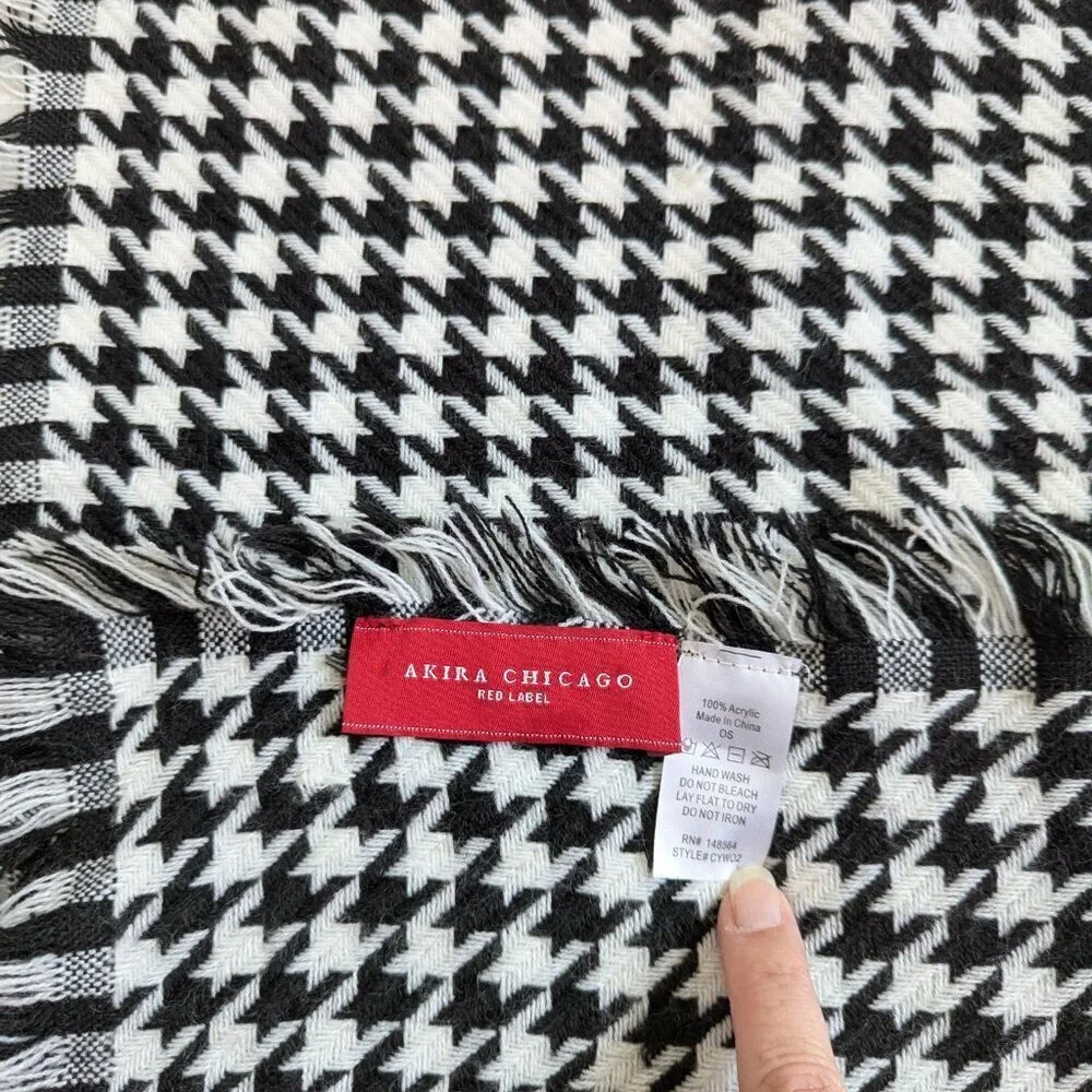 Akira Chicago Red Label Classic Black And White Hounds Tooth Winter Scarf Long - Picture 4 of 4